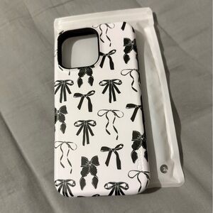 Black and White Bow Pattern iPhone 15 Pro MAX Case